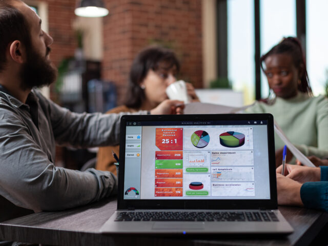 The Ultimate Guide to Performance Management Software in Uganda